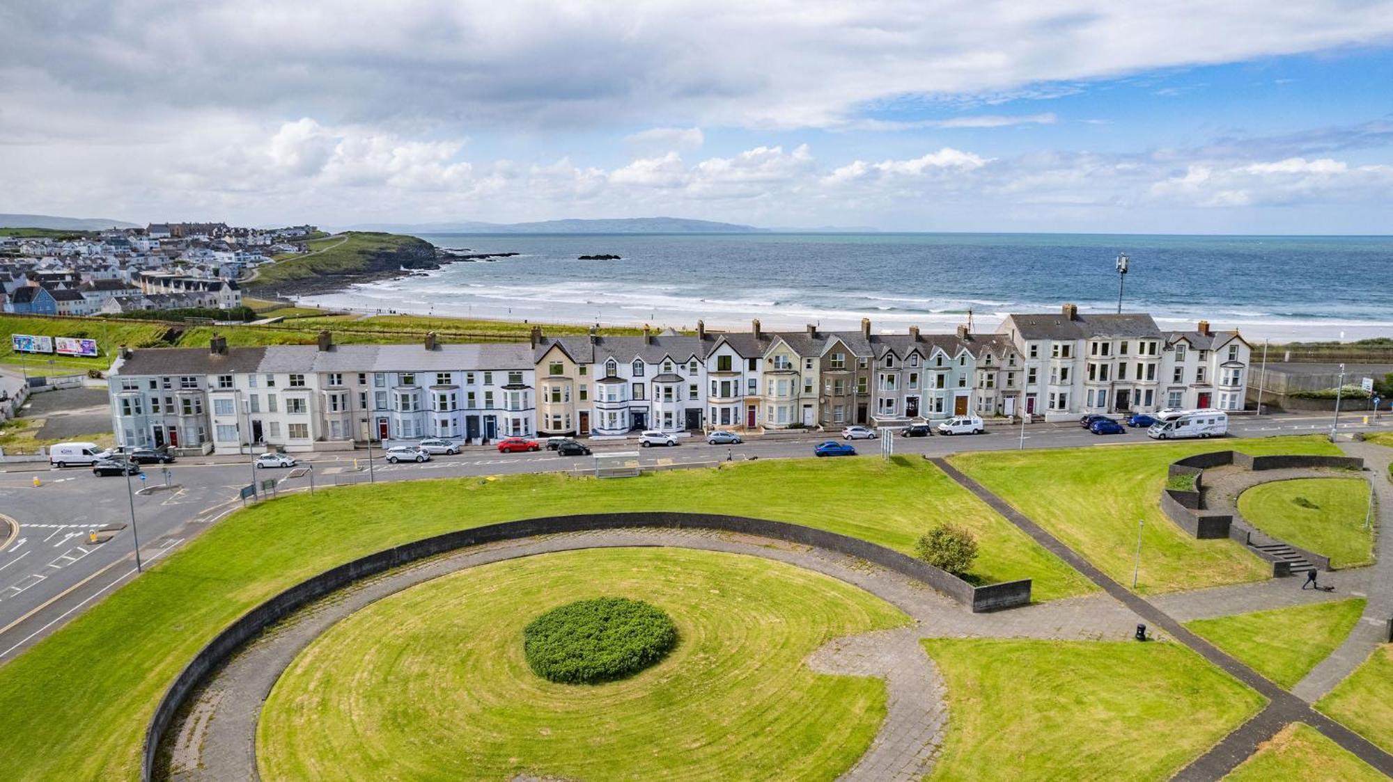 2 Dunluce Green - Portrush By The Sea Kültér fotó